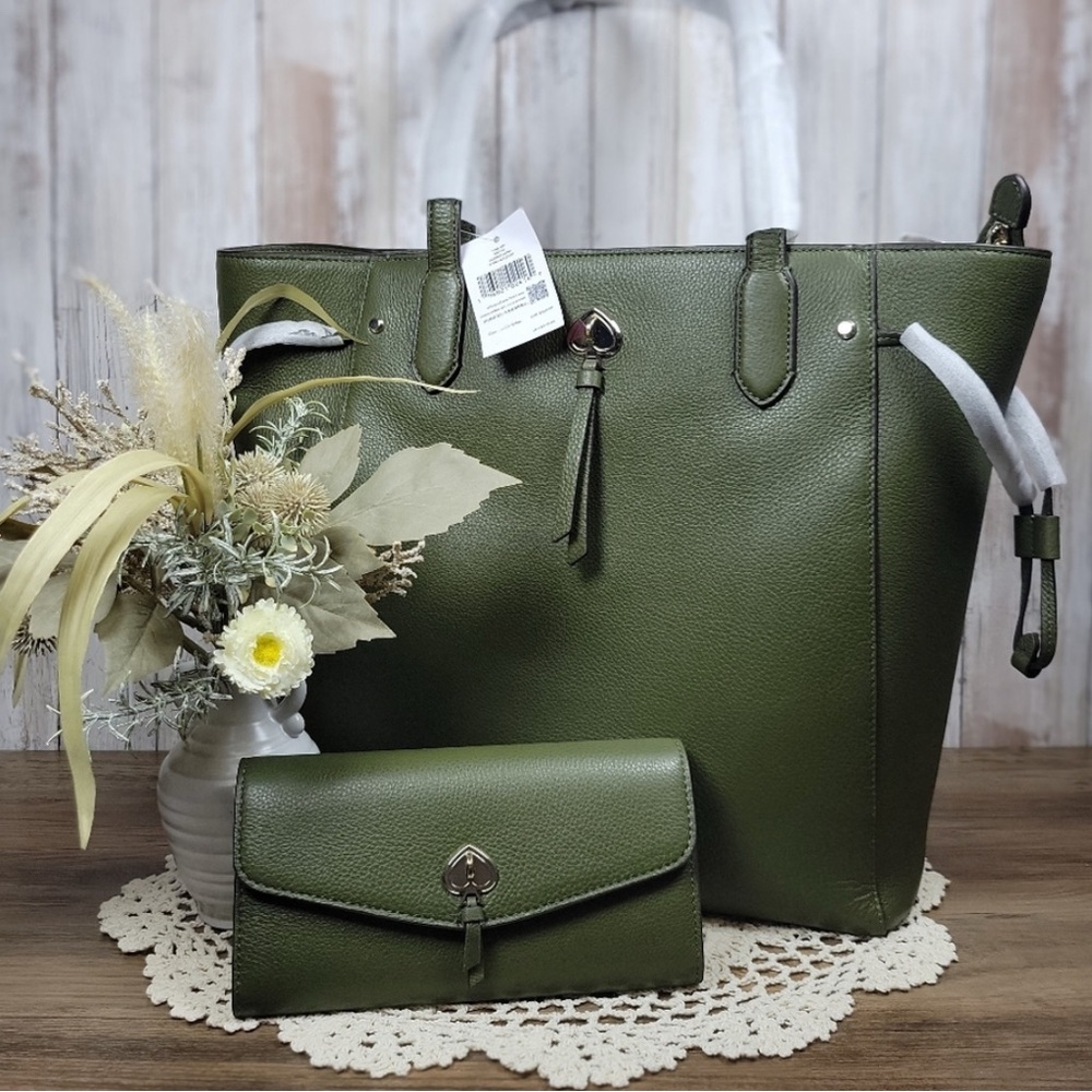 NWT MSRP $708!! SET of Kate Spade Elegant Olive Green Tote and Wallet